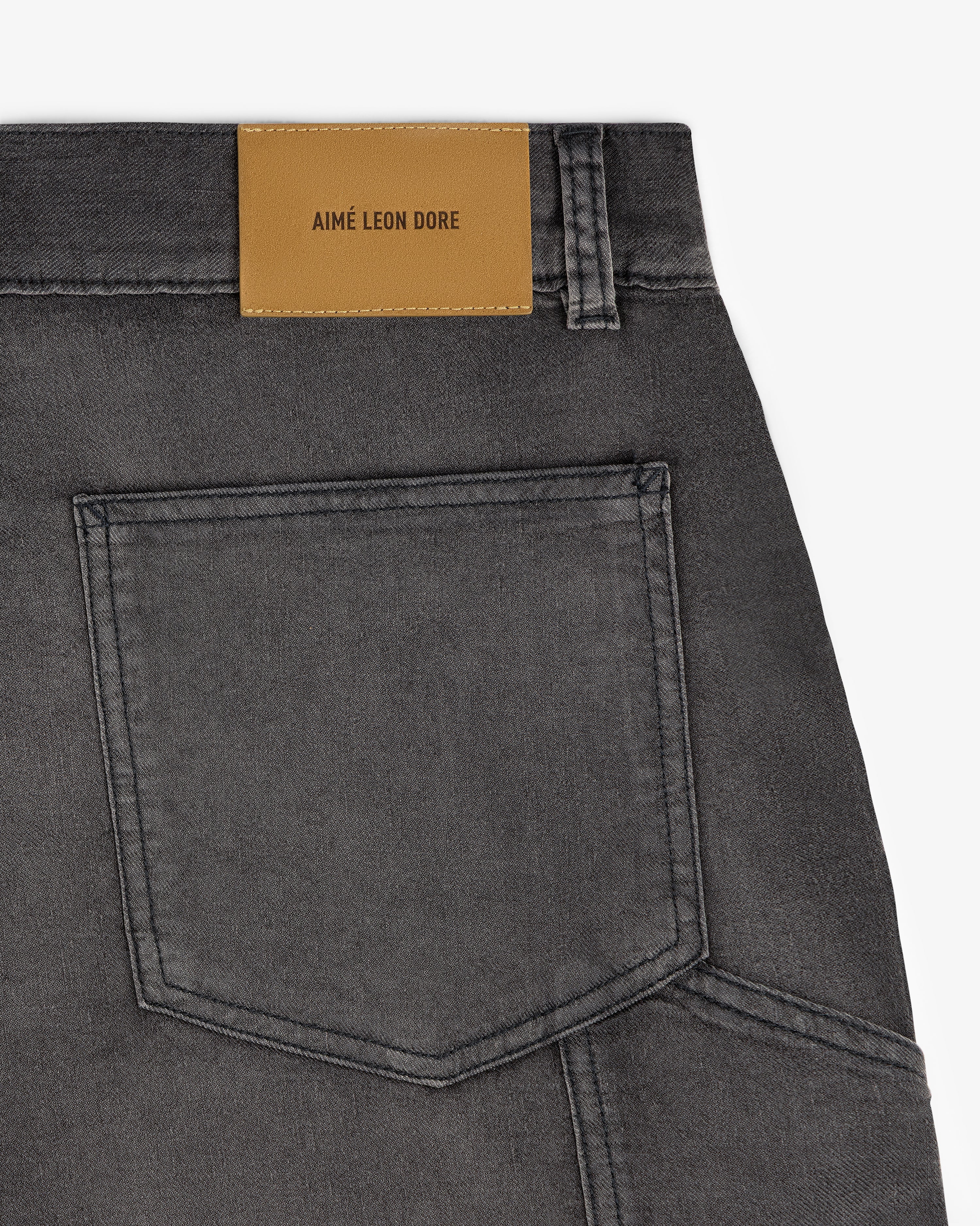 Garment  Dyed  Carpenter  Short